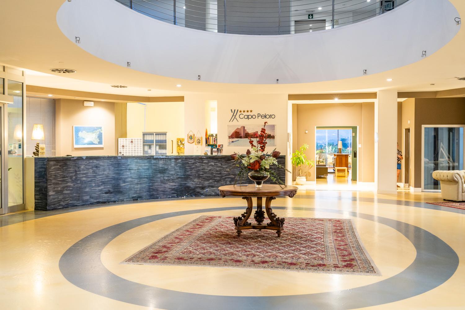 Capo Peloro Hotel (Adults Only) Торре-Фаро Екстер'єр фото