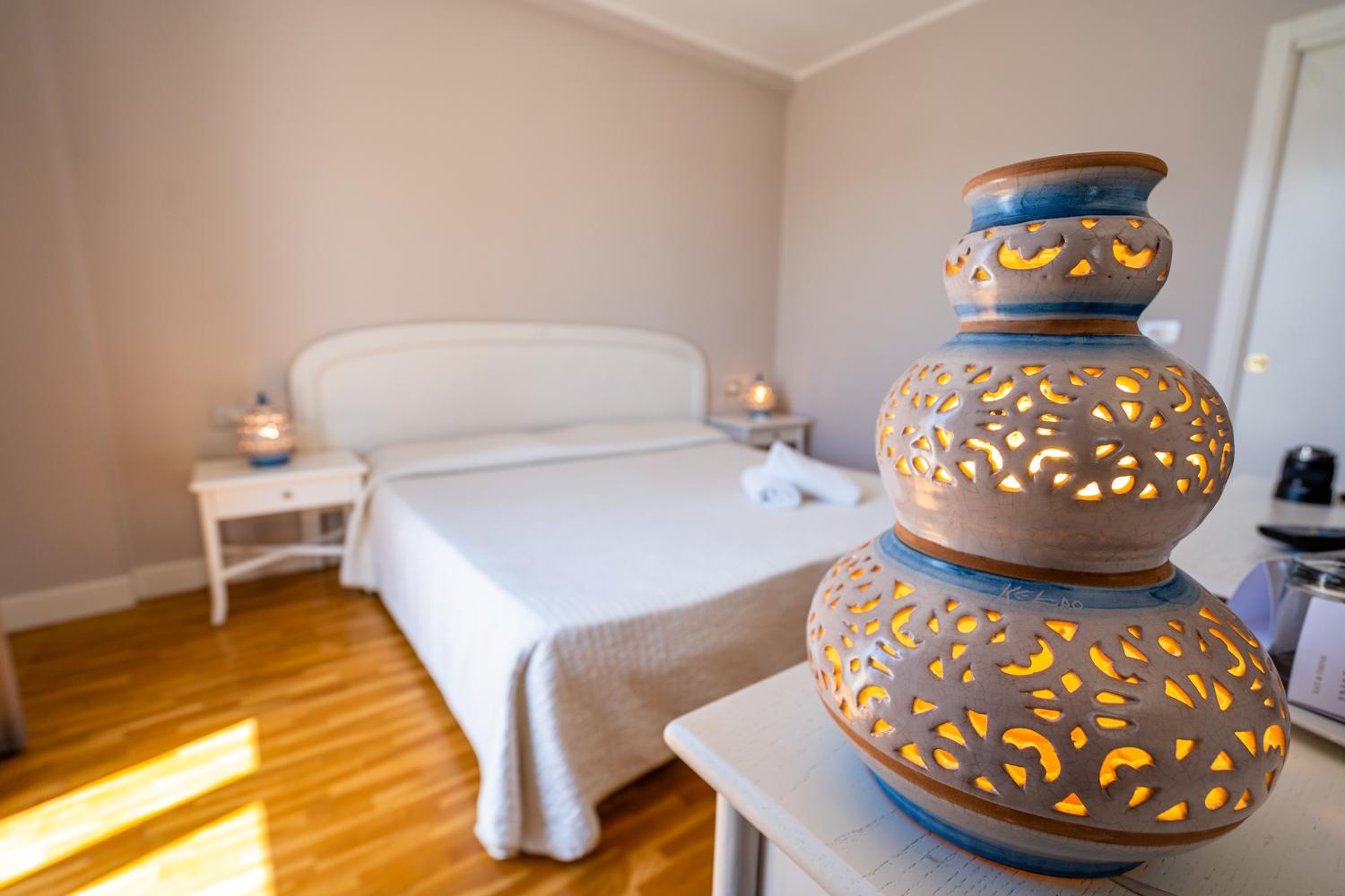 Capo Peloro Hotel (Adults Only) Торре-Фаро Екстер'єр фото