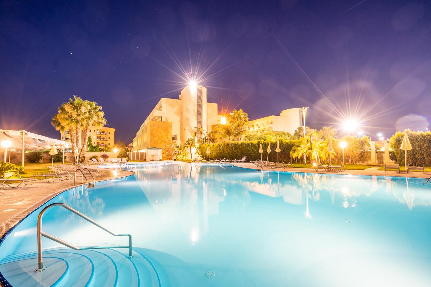 Capo Peloro Hotel (Adults Only) Торре-Фаро Екстер'єр фото
